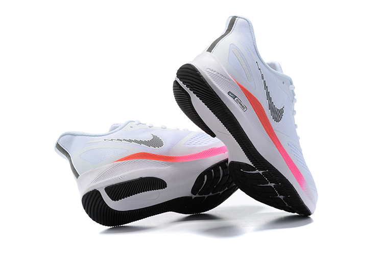 Nike Air Zoom Vomero 16 'White' DA7245-011