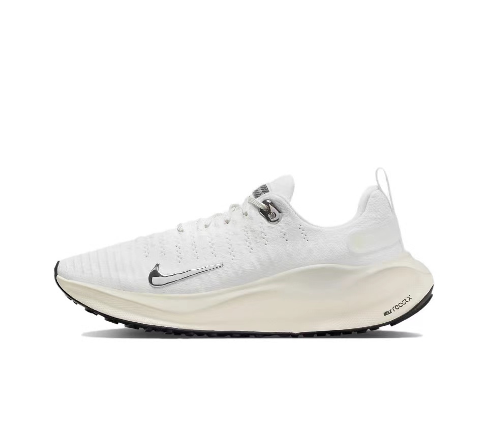 Nike InfinityRN 4 "White & Chrome" | DR2670-104 | SPORTSHOWROOM