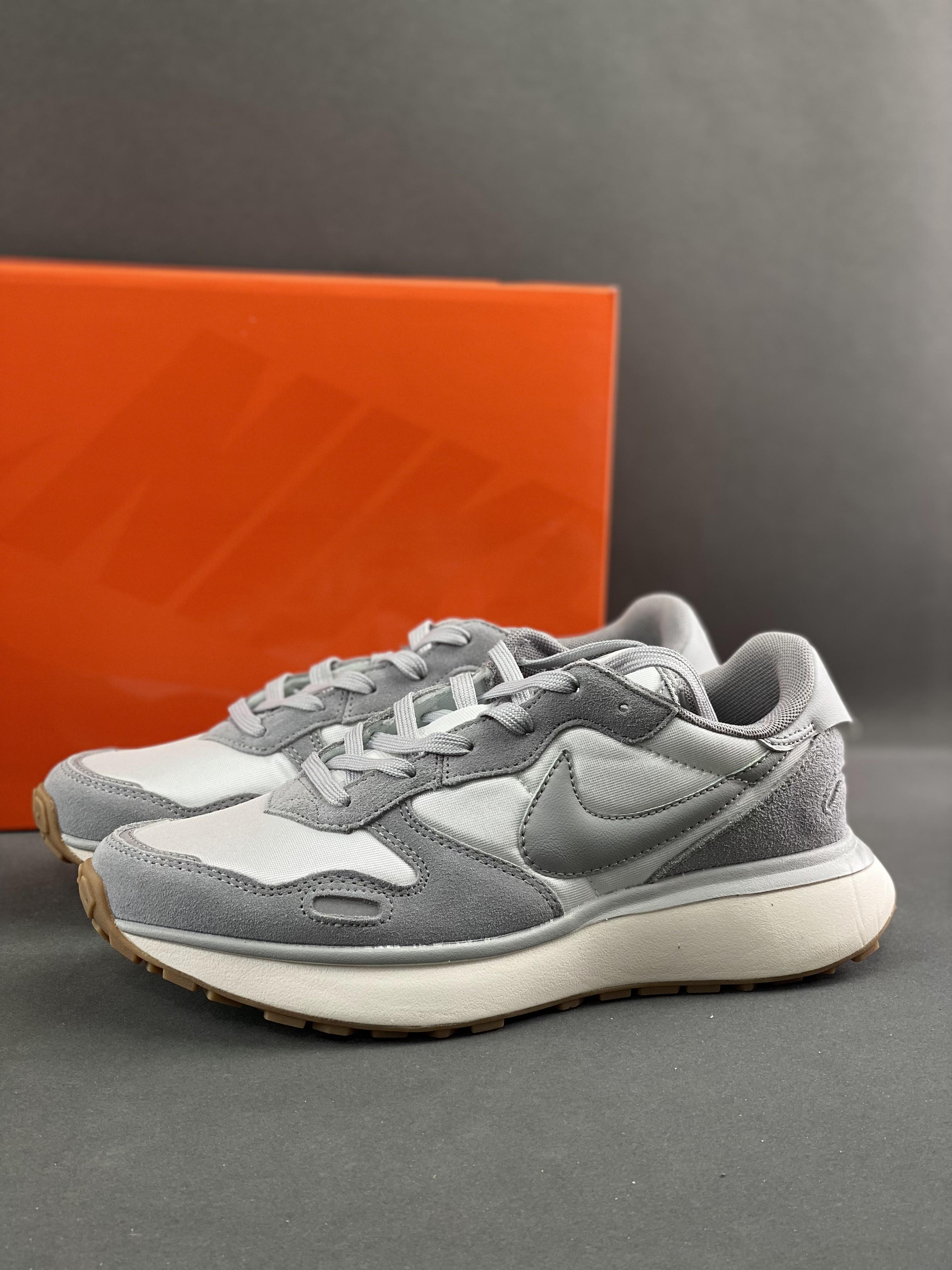 NIKE PHOENIX WAFFLE catwalk style deconstructed high-end running shoes item number: FD2196 005 code number: 36-479