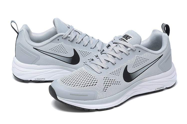 Nike Running Winflo 11 trainers in grey